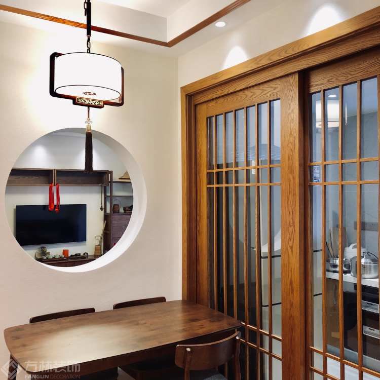 新中式客餐厅隔断墙开圆，空间层次感更强-餐厅